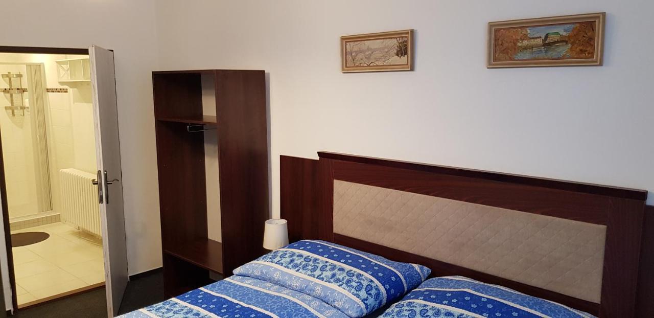 Pension & Restaurace Na Rychte براغ المظهر الخارجي الصورة